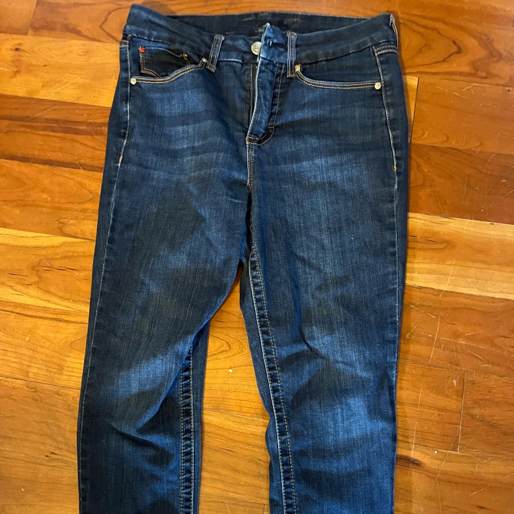 Blue Skinny Jeans with Classic Denim Look